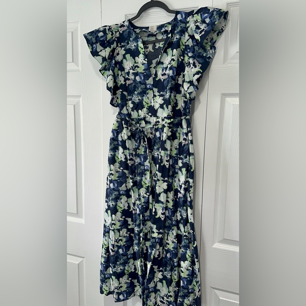 Floral Ruffle Sleeve Dress